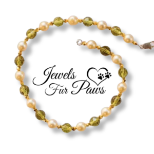 Pale Green Pearl Beads and Amber Crystals (M)