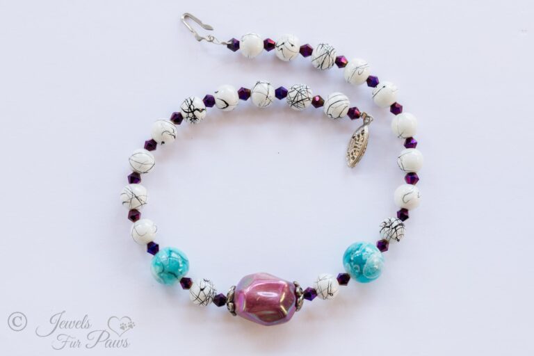 Faceted Magenta Bauble and Marbelized Pearl Beads (M)