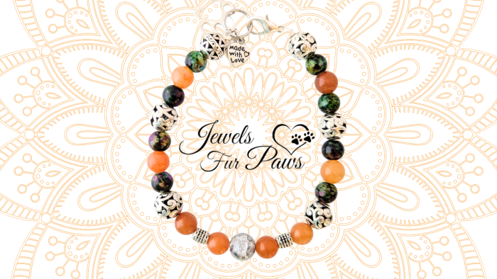 This necklace radiates strong, uplifting vibrations to help balance and align the pet's energy.