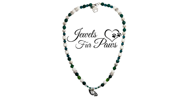 Philadelphia NFL Eagles Charm Necklace, Designed for both pets and their parents, this unique accessory combines style and well-being, making it the perfect way to show team spirit while promoting a sense of calm and balance.