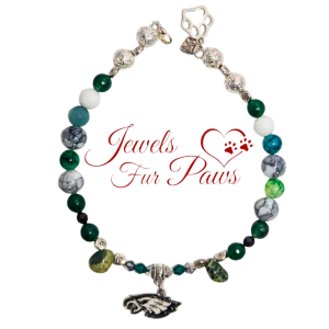 Philadelphia NFL Eagles Charm Necklace, Designed for both pets and their parents, this unique accessory combines style and well-being, making it the perfect way to show team spirit while promoting a sense of calm and balance.